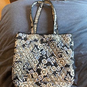 Vera Bradley floral tote bag